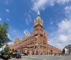 St Pancras Railway Station 2012-06-23.jpg