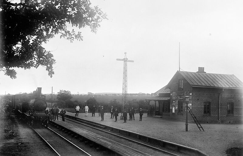 Fil:Fogdarp 001.jpg
