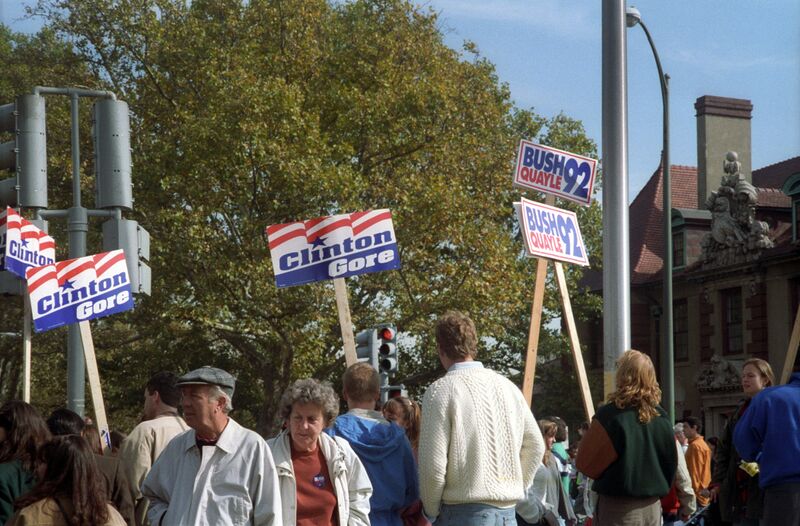 Fil:Election posters 1992.jpg